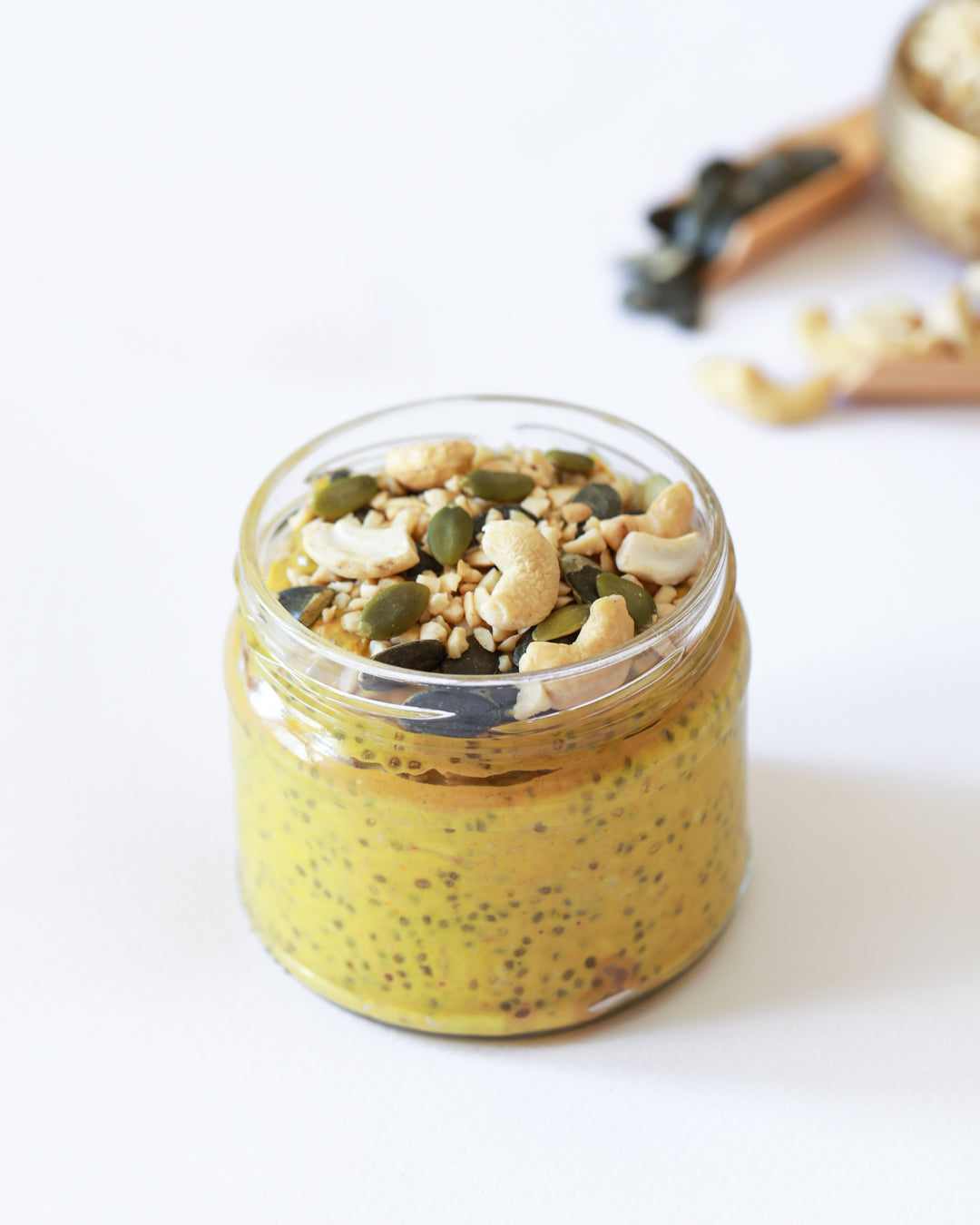 Cashew Turmeric Overnight Oats